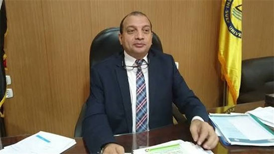 رئيس جامعة بني سويف: محو أمية 8 أميين شرط للتخرج