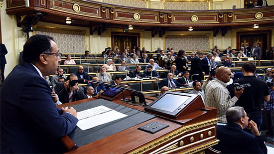 رئيس الوزراء يلقي كلمة أمام البرلمان بشان إعلان حالة الطوارئ لمدة 3 أشهر بدءًا من غدًا