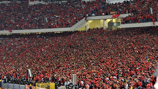 اتحاد الكرة يطلب حضور 50 ألف مشجع فى مباراة مصر وتونس
