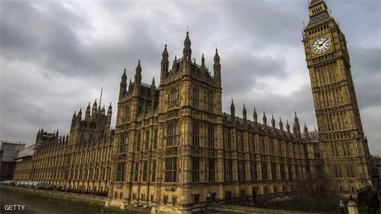 إغلاق الساحة المحاذية للبرلمان البريطاني بسبب خطر أمني