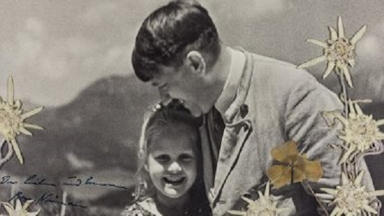صور.. هتلر مع طفلة يهودية قبل الحرب العالمية الثانية
