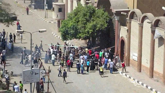 التحقيق مع شخصا حاول اقتحام كنيسة مارجرجس منشية التحرير 