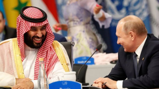  الفاينشيال تايمز : دفء الرئيس الروسي يعيد الابتسامة إلى ولي العهد السعودي 