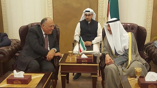 مجلس الأمة الكويتي يشيد بدور الجالية المصرية
