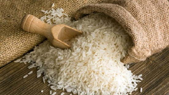 التموين تعلن استيراد 47 ألف طن أرز صيني 
