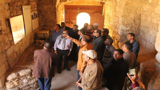 رئيس قطاع الآثار الإسلامية يتفقد آثار مدينة القصير بالبحر الأحمر