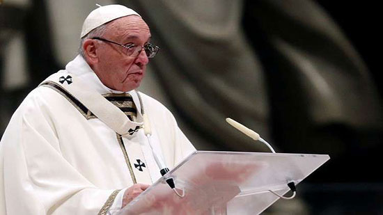 البابا يدعو في ليلة عيد الميلاد لمزيد من العطاء ونبذ المادّية