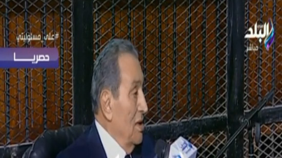 بالفيديو.. مبارك يمتنع عن إجابة سؤال المحكمة: 