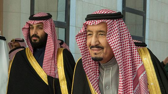 التايمز : الملك السعودي يكبح جماح ولى عهده  