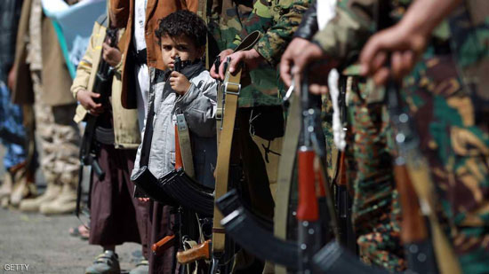 التحالف يعيد أطفالا جندهم الحوثيون للقتال