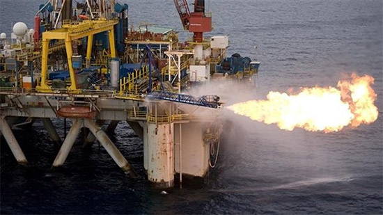 
بلومبرج: اكتشافات الغاز في مصر ضربت مكانة قطر في السوق العالمية
