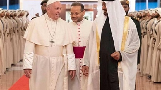  البابا فرنسيس يزور جامع الشيخ زايد برفقة شيخ الأزهر