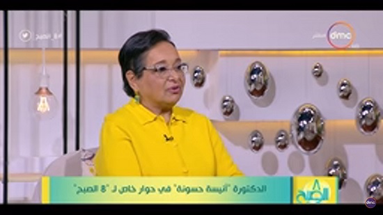  شاهد .. أنيسة حسونة تكشف عن كيفية مساندة زوجها لها في رحلتها مع السرطان 
