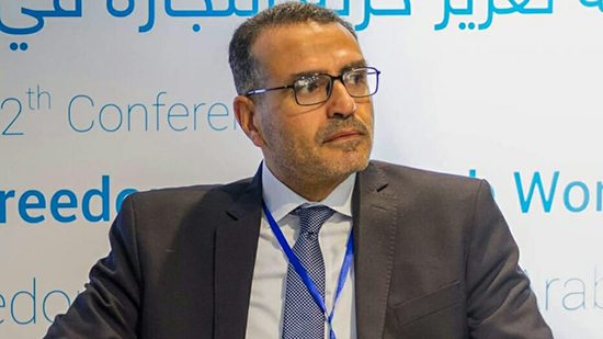 الكاتب محمود العلايلي