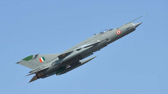  تحطم طائرة حربية هندية عند الحدود مع باكستان 
