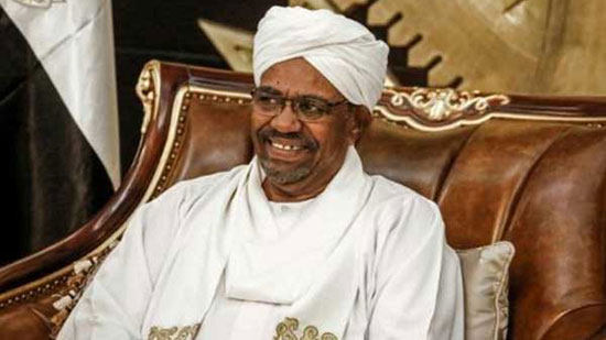 الرئيس السوداني عمر البشير يرأس اجتماعًا مع قادة أحزاب سياسية في الخرطوم
