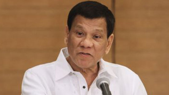رئيس الفلبين يثير الجدل مرة أخرى بعد وصفه نساء بلاده بالـ