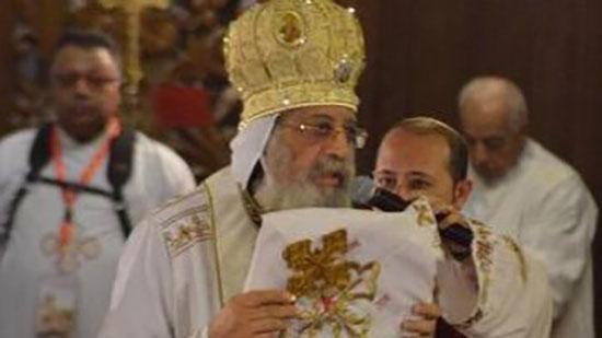 البابا تواضروس يترأس القداس الإلهي بالكاتدرائية المرقسية بالعباسية