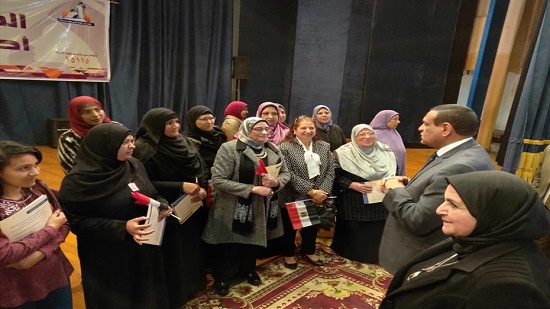  بالصور .. محافظة البحيرة تنظم احتفالية بمناسبة يوم المرأة المصرية 
