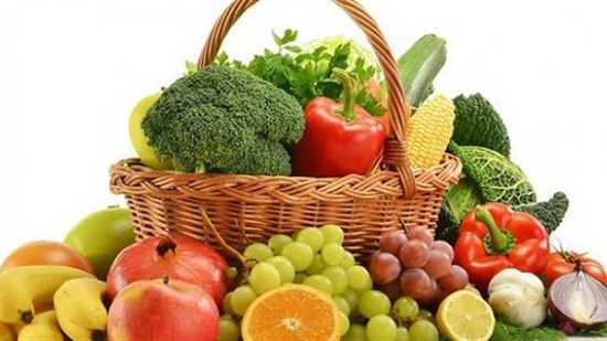 مفاجآة.. 70% من الخضراوات والفاكهة بها مبيد حشري حتى بعد غسلها