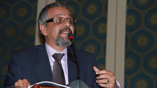 الدكتور عوض شفيق، أستاذ القانون الدولي بجينيف