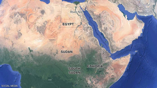 انطلاق أول رحلة سياحية بين مصر والسودان عبر ممر 