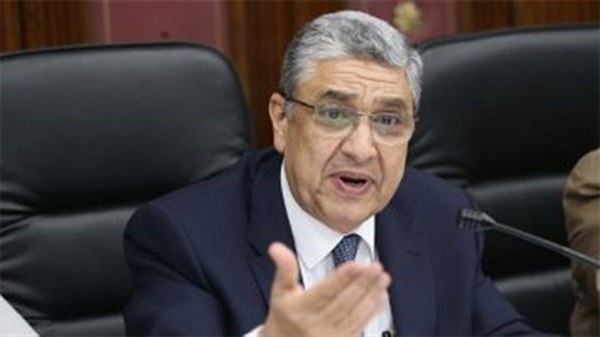 
وزير الكهرباء: مصر تشهد تحولا كبيرا في مجالات الطاقة
