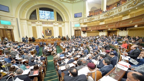 المتحدث باسم البرلمان ينفى شائعة إقرار قانون بديل للإيجار القديم
