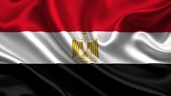 أول تعليق رسمي من مصر على عزل نظام البشير 
