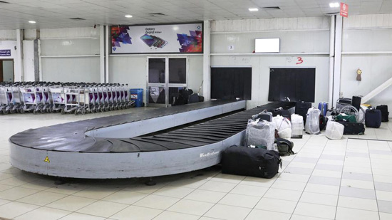 إعادة فتح مطار معيتيقة بعد غارات للجيش الليبي في طرابلس