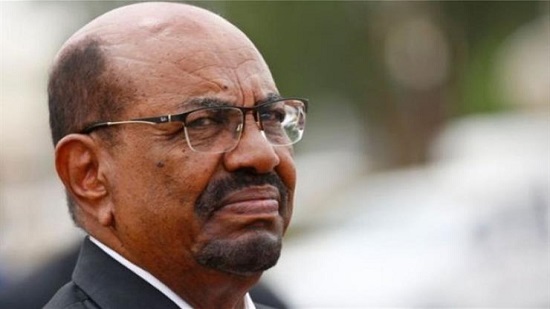 السودان: النائب العام يبدأ إجراءات استجواب البشير في قضايا فساد
