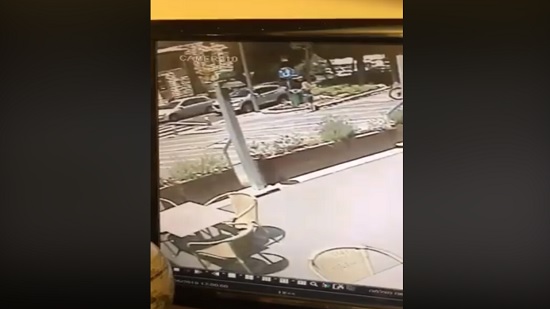 بالفيديو.. لحظة تفجير سيارة في إسرائيل
