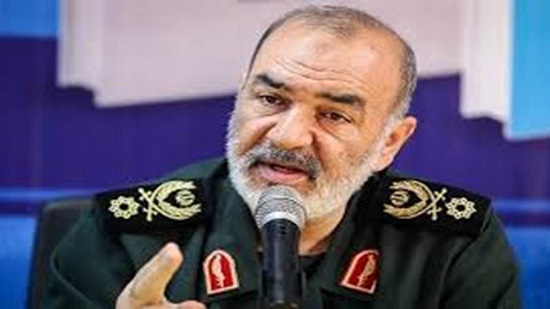  قائد الحرس الثوري الإيراني: نحن على شفا مواجهة شاملة مع العدو
