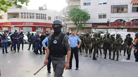 الشرطة الفلسطينية تمنع أنصار حزب التحرير من إقامة صلاة العيد
