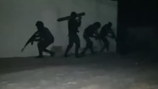  بالفيديو.. لحظة اقتحام الداخلية مقر الإرهابيين منفذي هجوم كمين العريش
