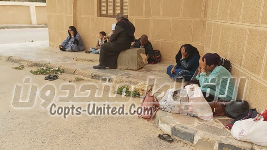 بالصور : انقلاب أتوبيس رحلات لكنيسة بمطاى بطريق الإسكندرية دون إصابات