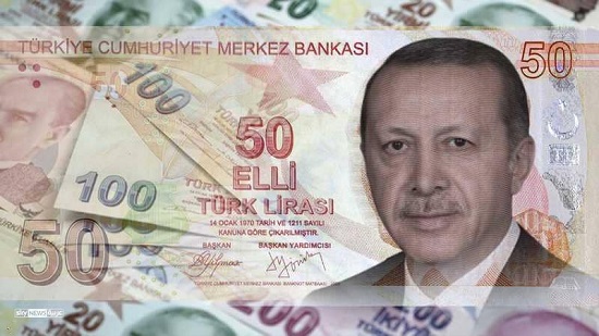  بلومبرغ: ارتفاع نفقات الجيش التركي على العمليات في الخارج وانهيار الاقتصاد الداخلي
