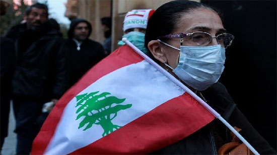 لوموند : هجرة المعاطف البيضاء تضرب لبنان جراء الأزمة الاقتصادية