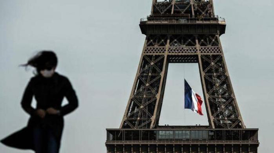 فرنسا تسجل 52 ألف إصابة بكورونا