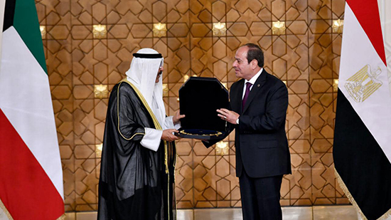 الرئيس السيسي يمنح أمير دولة الكويت «قلادة النيل»