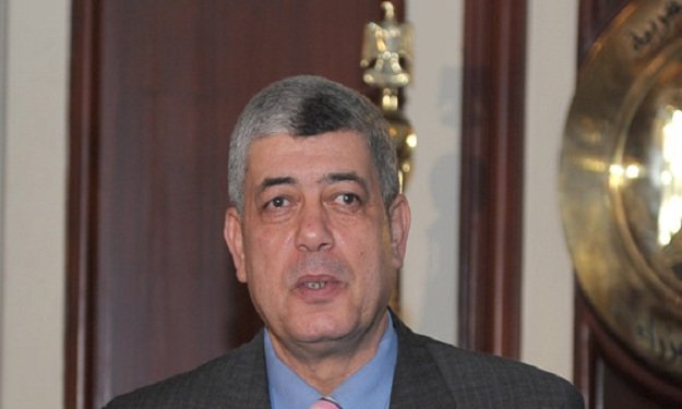 اللواء محمد إبراهيم وزير الداخلية
                        