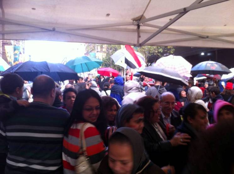 رغم تساقط الأمطار المصريون بأستراليا يخرجون من أجل إسقاط 