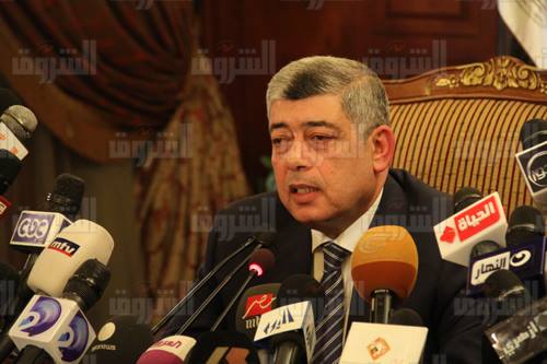  وزير الداخلية اللواء محمد إبراهيم