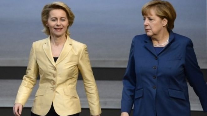 لأول مرة في ألمانيا امرأة تتولى منصب وزير الدفاع وأخرى مسلمة تتولى شؤون الهجرة