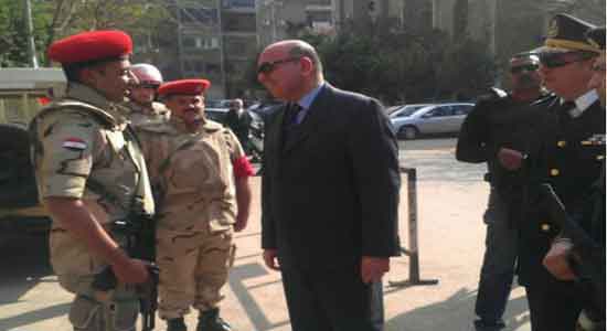مدير أمن القاهرة يتفقد مقر المحاكمه