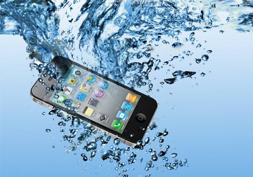  ماذا تفعل إذا سقط هاتفك فى المياه؟..