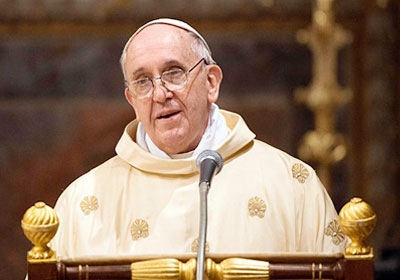  بابا الفاتيكان يدعو لخدمة الفقراء والضعفاء