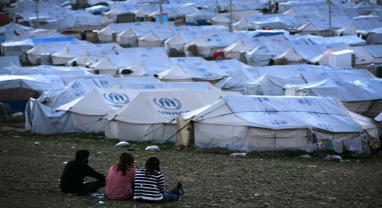 العراقيون يلجأون إلى الخيم هربا من الجهاديين