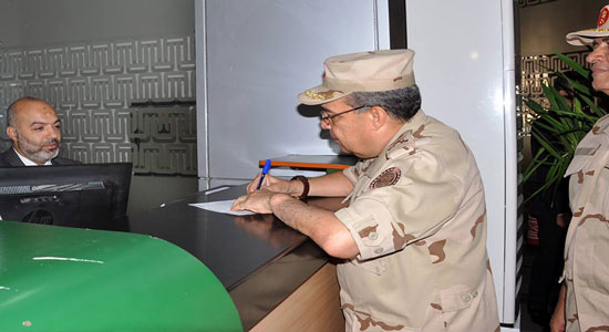 قادة القوات المسلحة يتبرعون لصندوق تحيا مصر