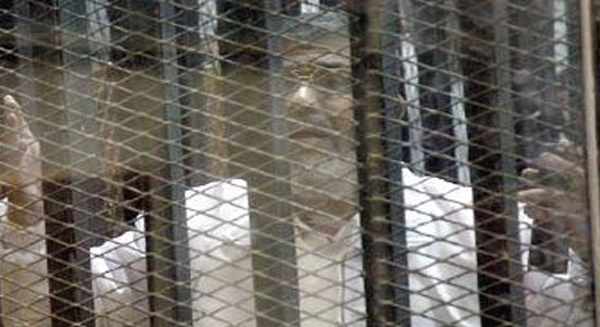 مرسى خلف القضبان